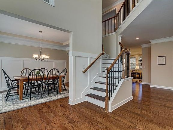 4th image of 4448 Sterling Pointe Dr NW