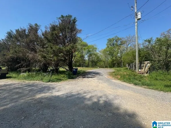 270 Double Oak Rd, Warrior, AL 35180