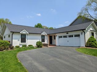 2309 Briarhill Dr, Naperville, IL
