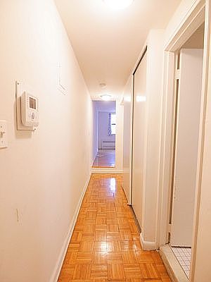 5th image of 211-213 E 73rd St #2C
