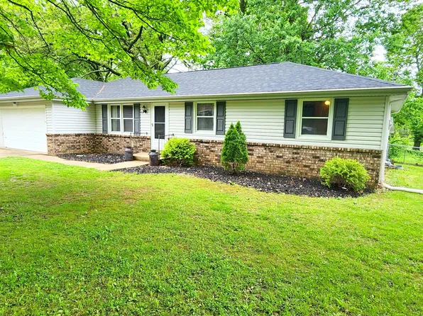 706 Spears Avenue, Crane, MO 65633