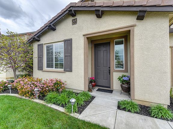 5th image of 2304 Raindance Dr