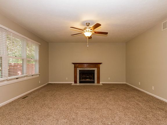 3rd image of 3634 Sommersworth Ln