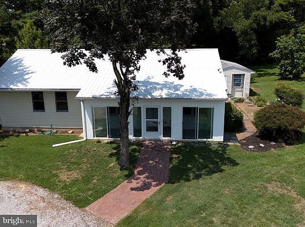 1st image of 1525 Big Oak Rd