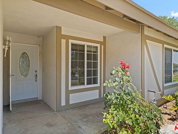 4th image of 2913 Blandford Dr