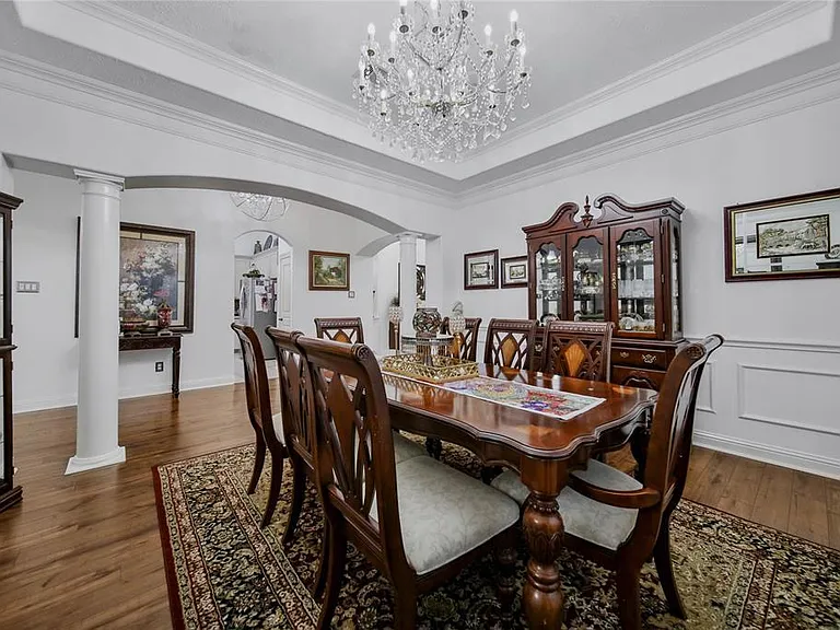 3831 Lakeridge Canyon Dr — Photo 32