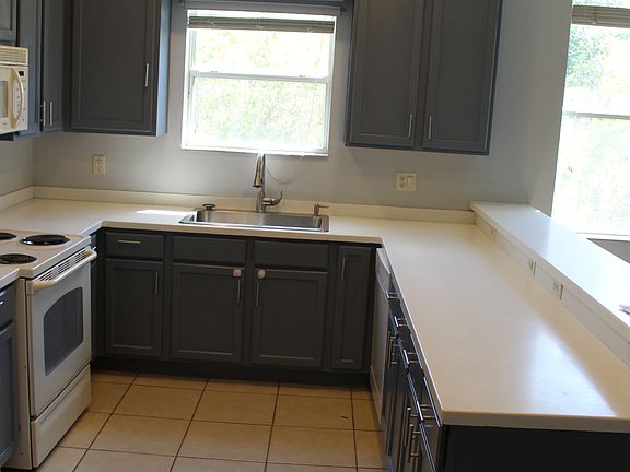 3rd image of 4103 Langdrum Dr