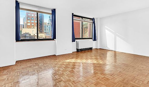 3rd image of 295 Greenwich St APT 9O