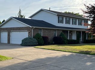 5135 E Dunbar Rd, Monroe, MI 48161