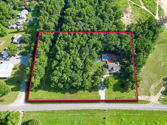 2nd image of 1020 County Road 262