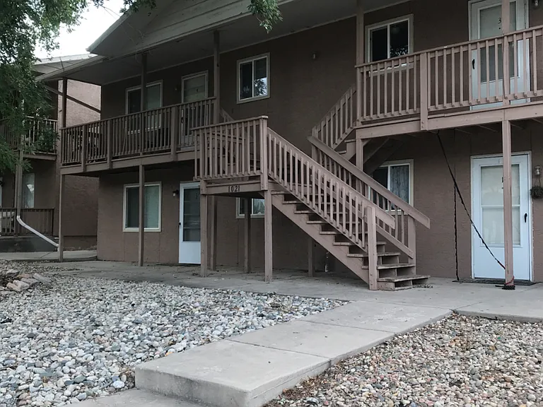 1021 Delaware Dr #1 — Photo 8