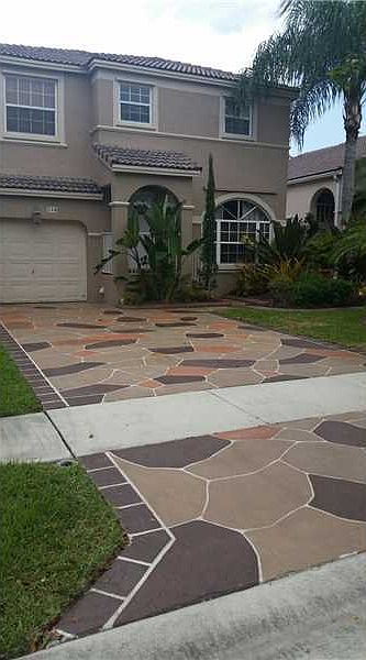 1st image of 250 NW 151st Ave