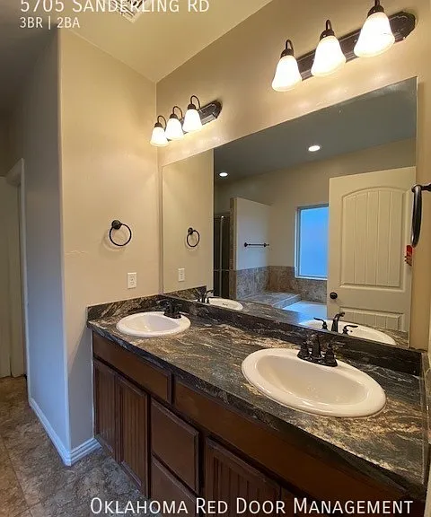 5705 Sanderling Rd — Photo 8
