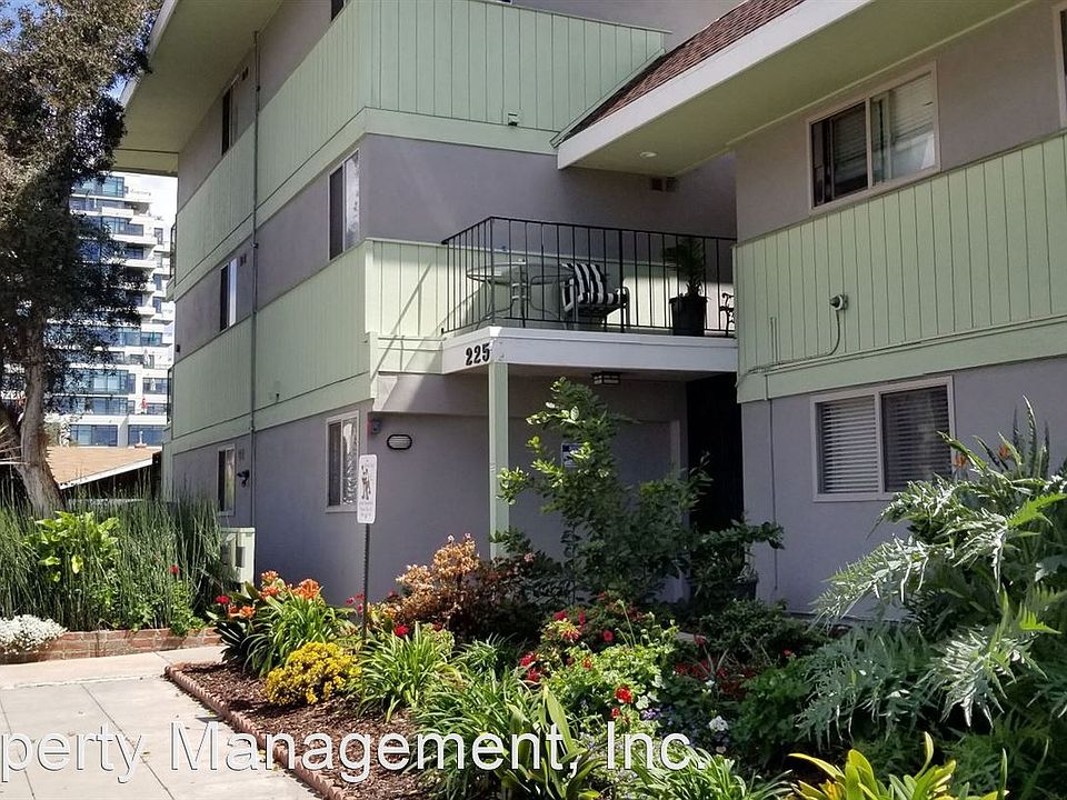 1st image of 225 Redwood St APT 30