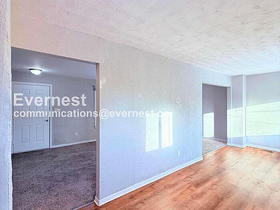 4th image of 14504 Saint Marys St
