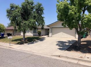 1070 E Thurman Ave, Porterville, CA