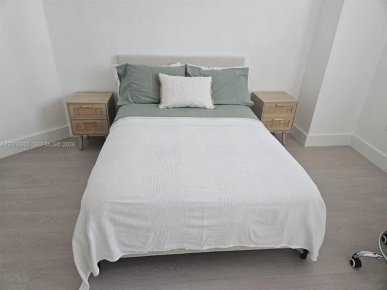 275 NE 18th St #1510 — Photo 3