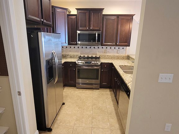3rd image of 8860 Brown Pelican Cir #8860