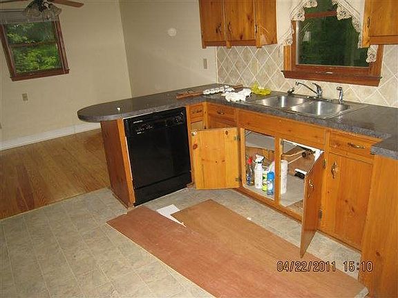 2nd image of 34 Moss Creek Dr
