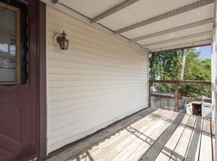 197 Washington Ave, Brentwood, NY 11717