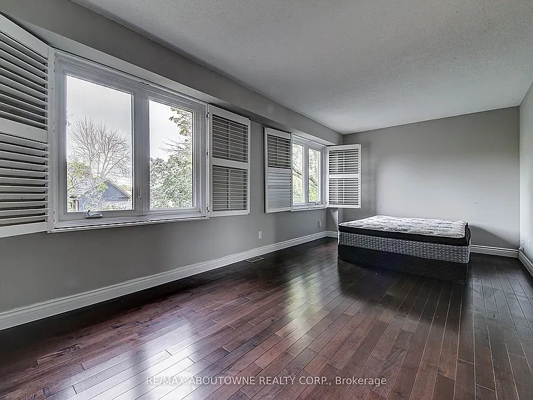 2353 Marine Dr #3 — Photo 15