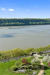 Sold by Exclusive Properties Sotheby's International Realty