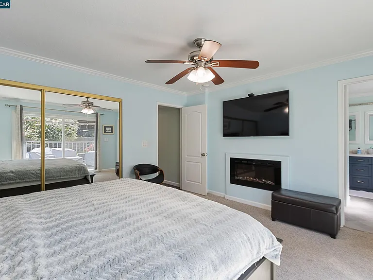 301 Domingo Ct — Photo 21