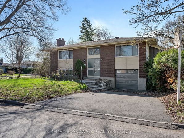 956 Garwood Ave, Ottawa, ON K1V 6W9