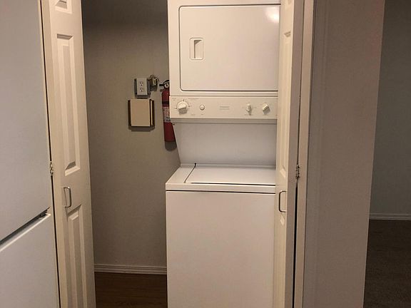 3rd image of 801 6th Ave N #801