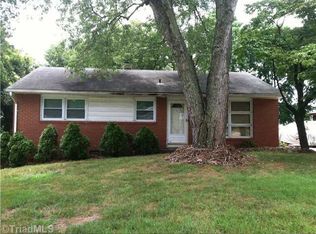 2004 Whitman Rd, Greensboro, NC 27405