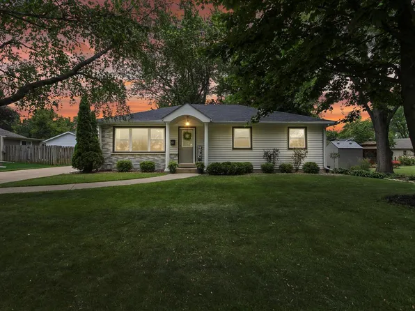 423 Renson ROAD, Hartland, WI 53029