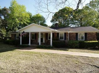 1048 Governors Rd, Mount Pleasant, SC 29464