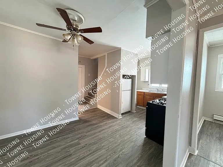 256 14th St #1 — Photo 8