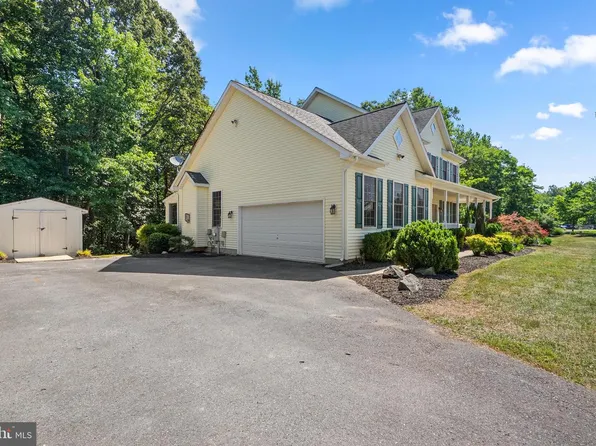7425 Sandy Bottom Ct, Hughesville, MD 20637