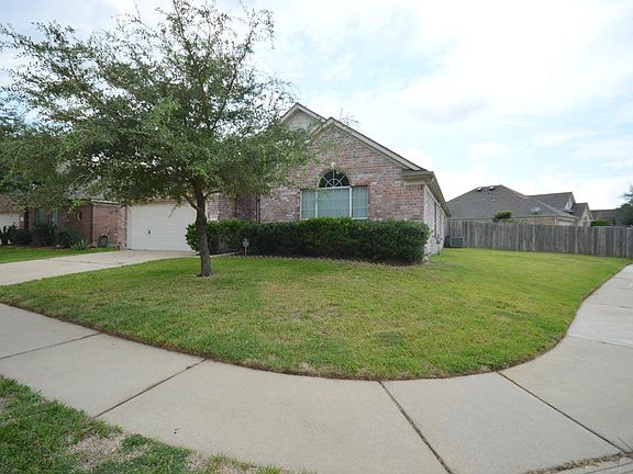 2nd image of 20302 Avery Point Dr