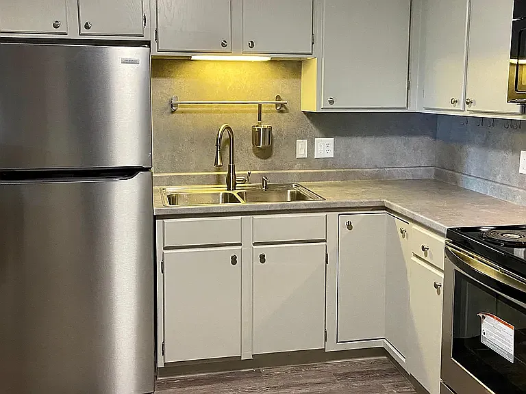 50 Barclay Dr #3 — Photo 5