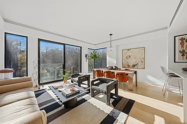 650 East 6th Street, #4