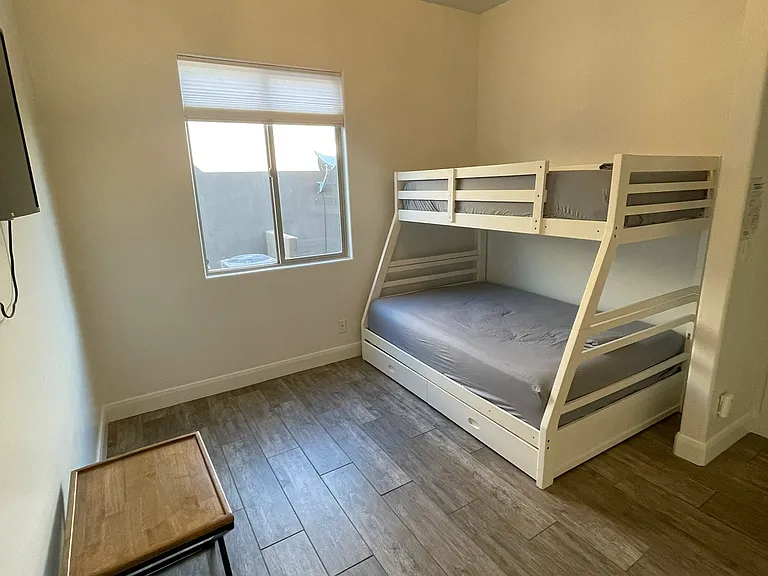 3212 S 4900 W — Photo 26