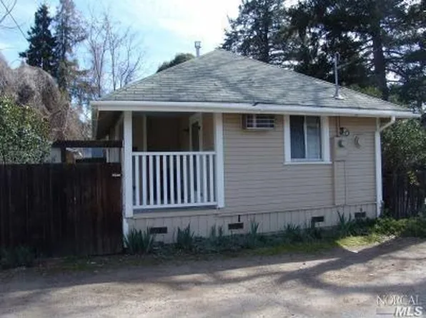 2011 West St, Talmage, CA 95481