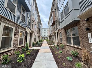 1307A Styron St, Manassas Park, VA 20111