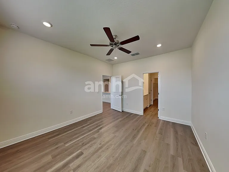 3724 Center Cove Ln — Photo 15