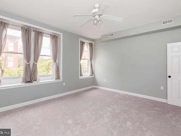 2205 E Baltimore St — Photo 15