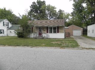 9 Fairsite Dr, Mexico, MO 65265