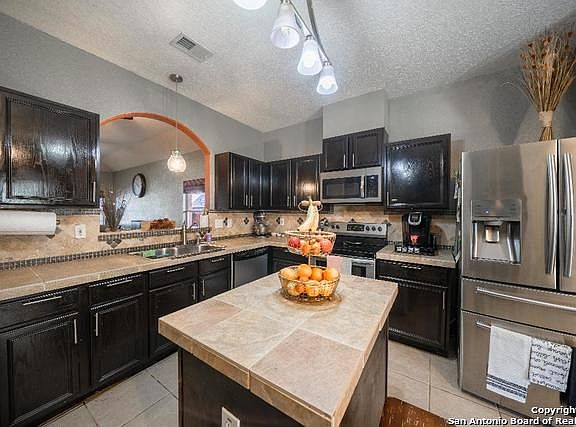 5th image of 6308 W Lakeview Dr