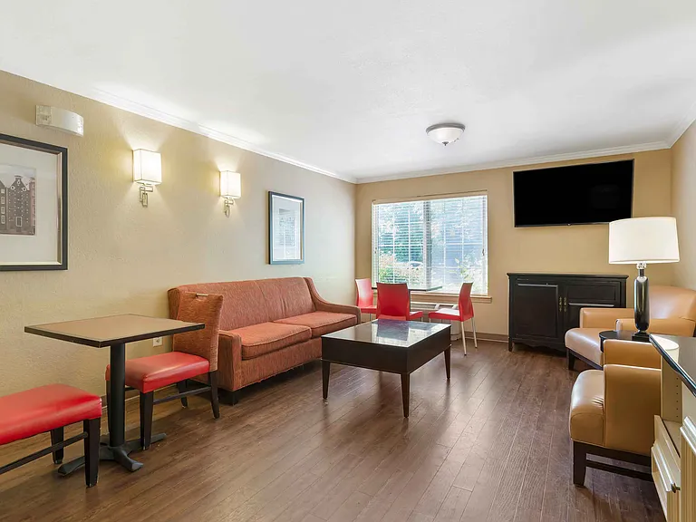Lobby and Guest Check-in