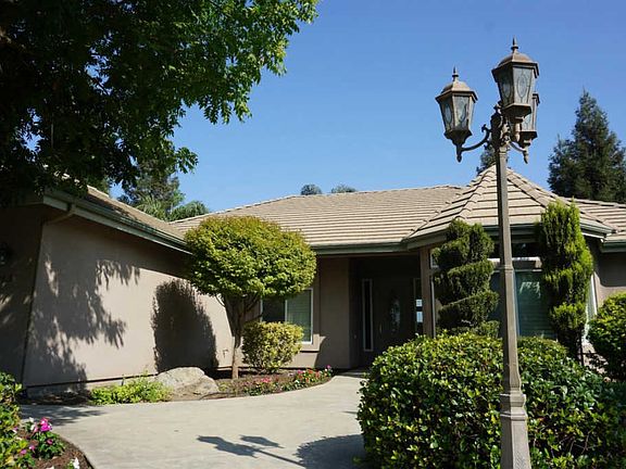 3rd image of 4428 E Cecil Ct