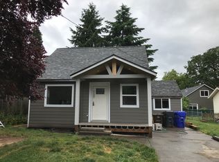 255 E Hereford St, Gladstone, OR 97027