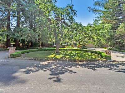 17950 Vineland Ave, Monte Sereno, CA, 95030
