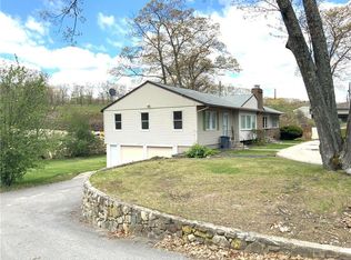 620 Central Ave, Johnston, RI 02919