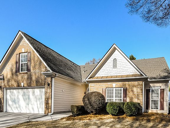 4th image of 747 Edgeley Ln